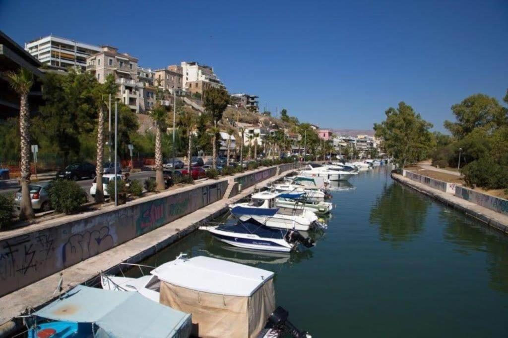 Lovely,Central, Spacious 2-Bedrooms Apartment Piraeus Exterior photo